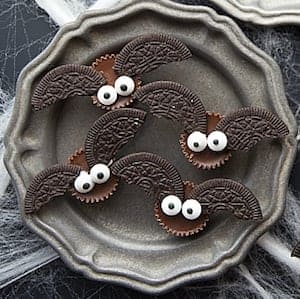 4 ingredient Bat Halloween Treats