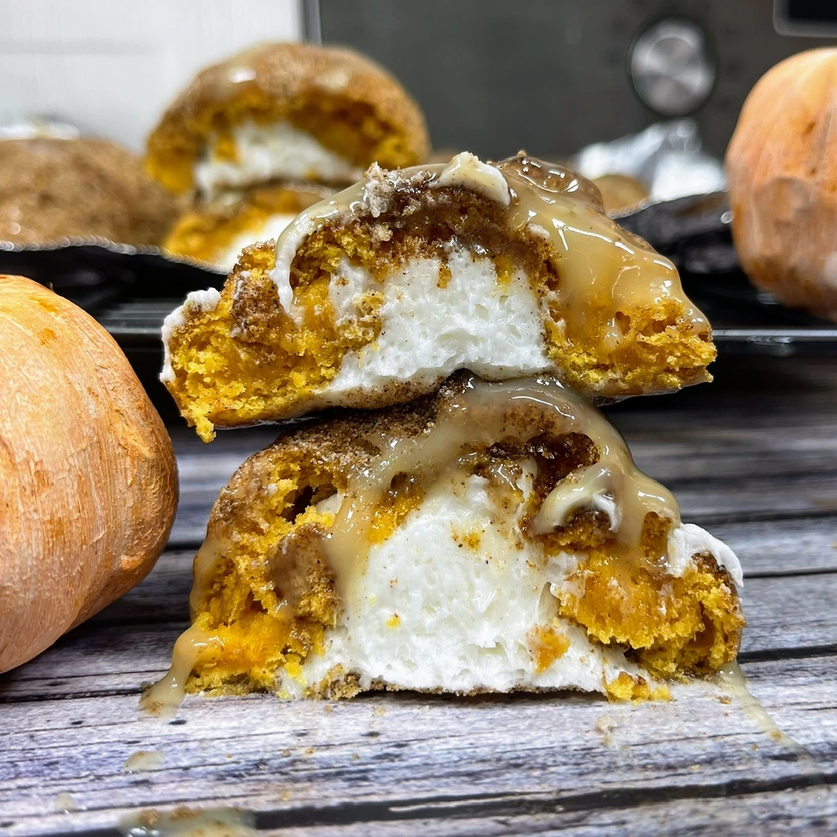 Cheesecake Stuffed Snickerdoodle Pumpkin Cookies 0AFeature