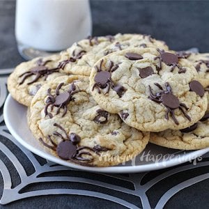 Halloween spider chocolate chip cookies