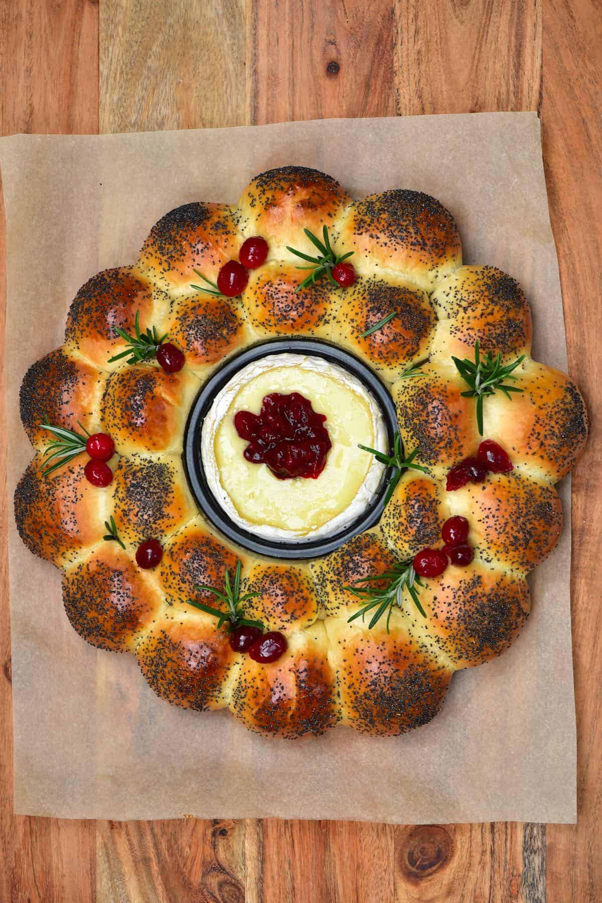 camembert bread wreath 4 of 10