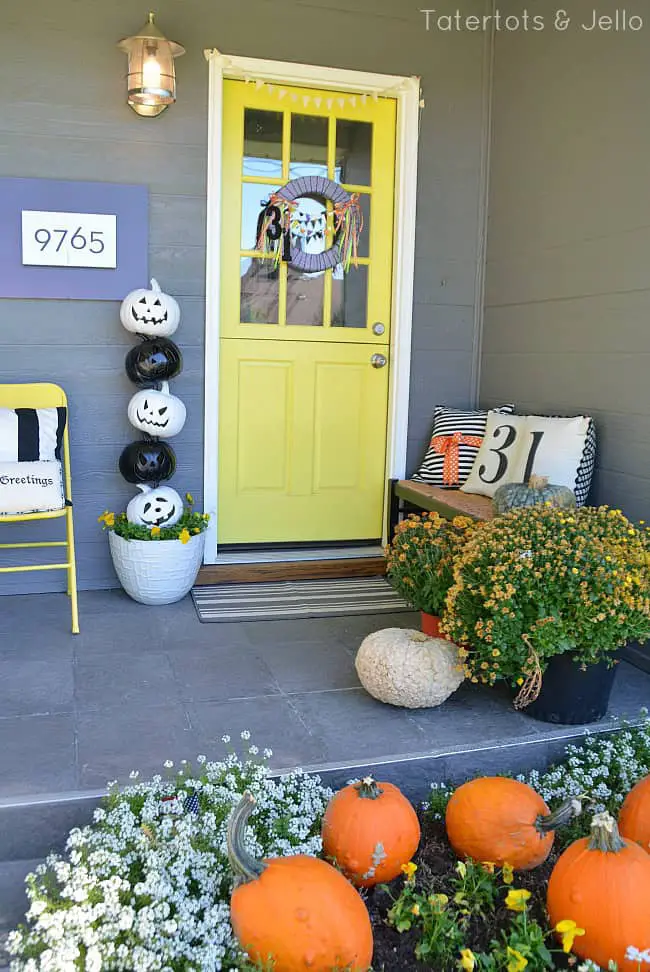 diy stacked pumpkin topiary at tatertots and jello